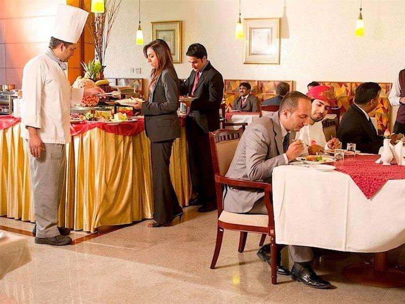 Safeer International Hotel By Brothers International Maszkat Kültér fotó